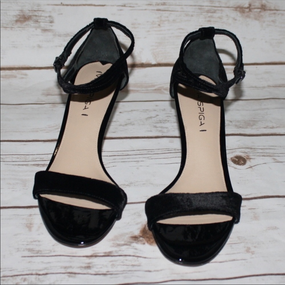 Via Spiga Black Velvet Ankle Strap Mid Heel Sandal - Picture 2 of 6
